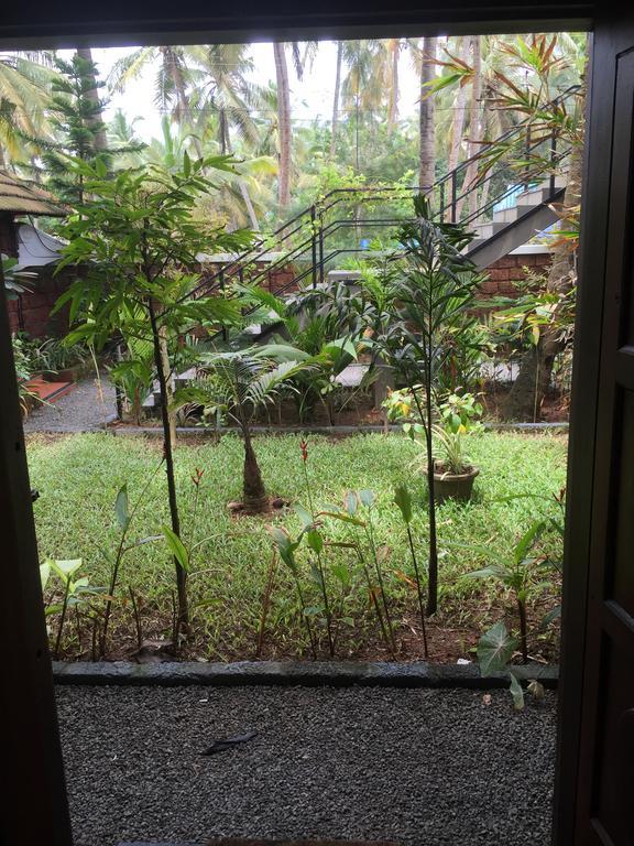 36 ปาล์ม บูทิก รีทรีต Hotel Cherai Beach ภายนอก รูปภาพ
